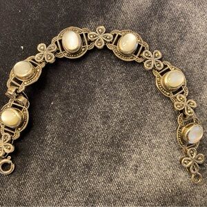 Vintage Mexican Style Mother of Pearl Filigree Link Bracelet | Silver Tone